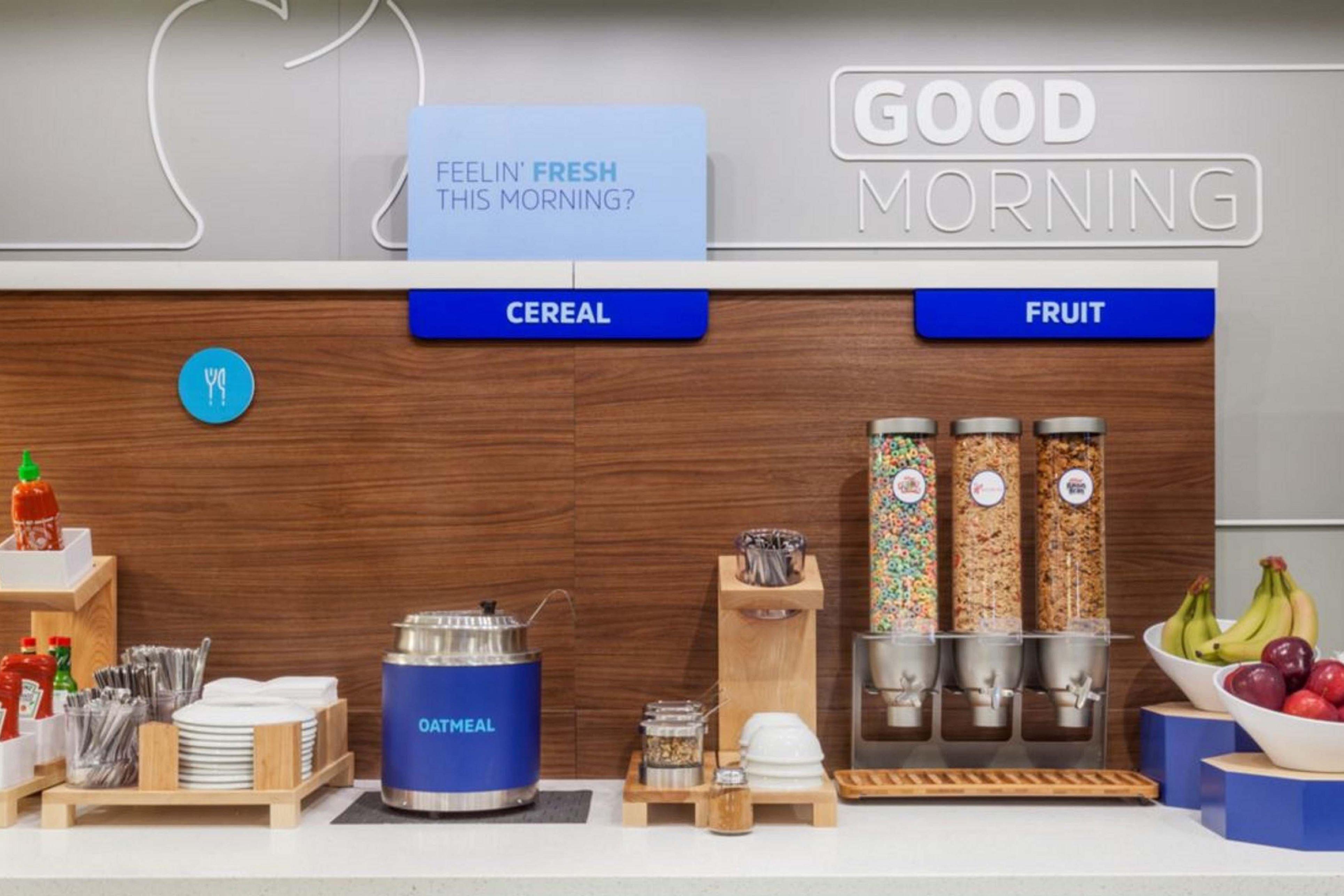 Holiday Inn Express Hotel & Suites San Antonio - Rivercenter Area By Ihg Bagian luar foto
