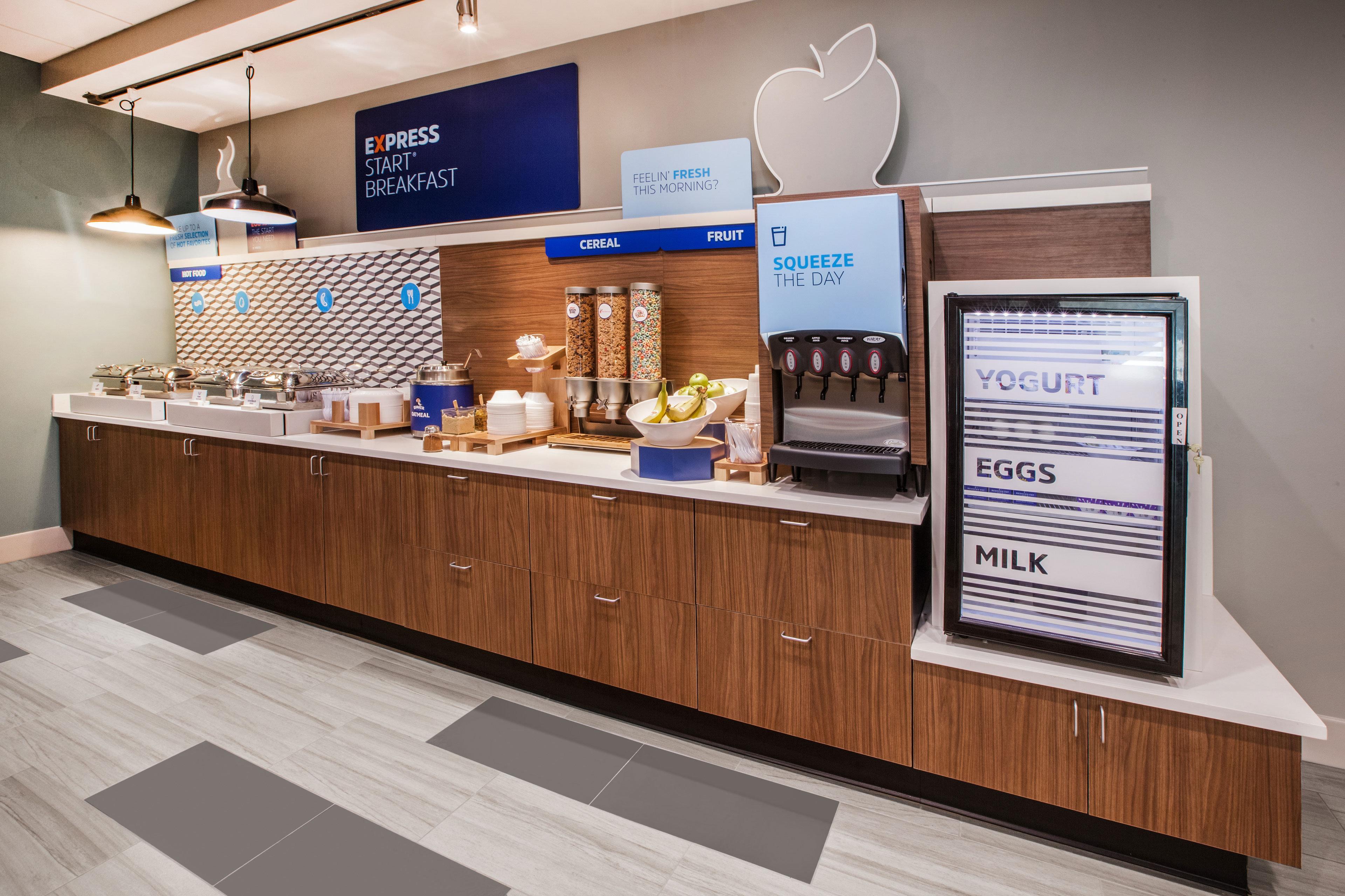 Holiday Inn Express Hotel & Suites San Antonio - Rivercenter Area By Ihg Bagian luar foto